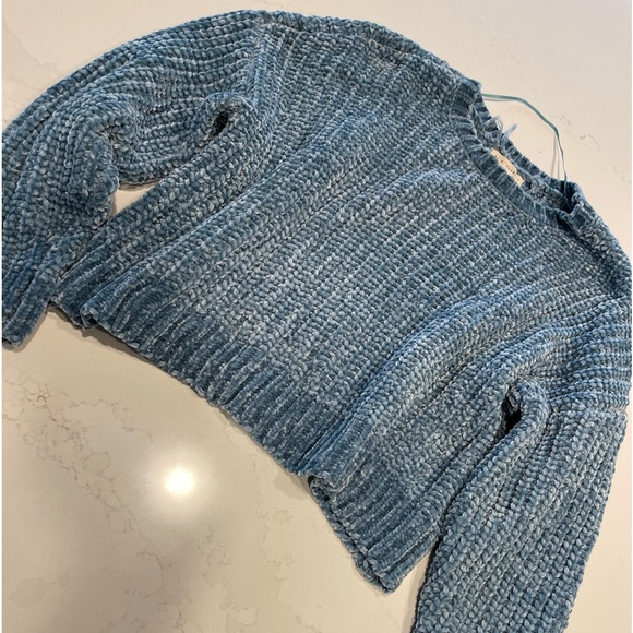 Big Girl /Small Woman sweater. Size XS. Very comfortable and relax fit. - Picture 3 of 5